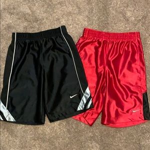 Lot of 2 boys Nike size 7 shorts